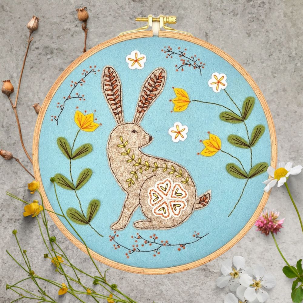 Appliqué Hoop Craft Kit ~ Wild Hare
