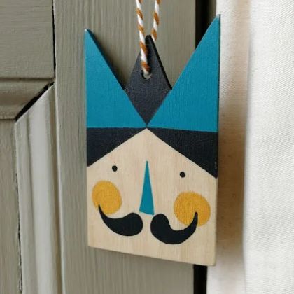 Tree Ornament ~ King