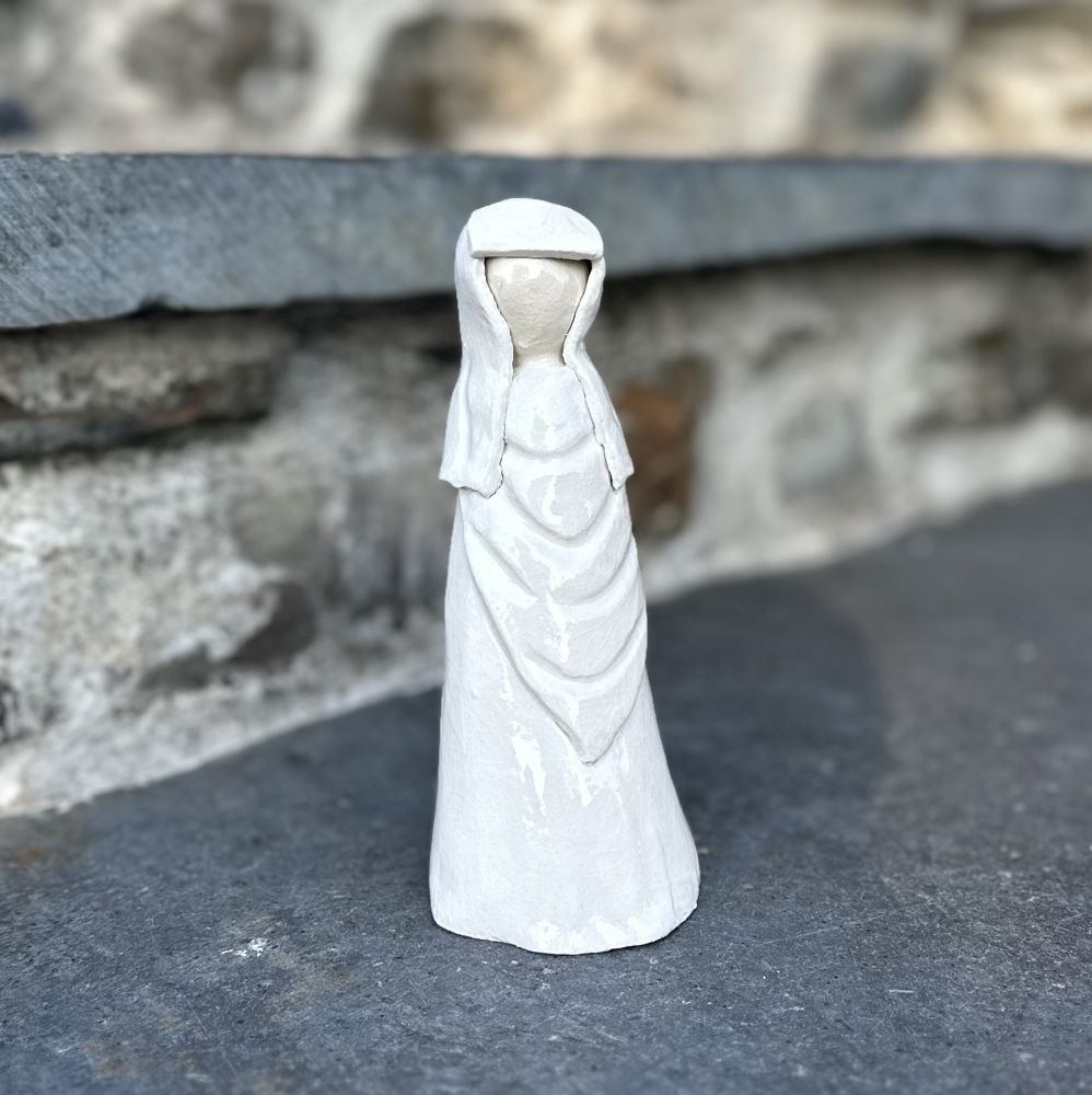 Gorsedd Bard ~ White